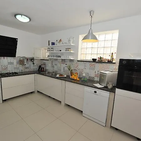 Vila Vila Siesta Stanici